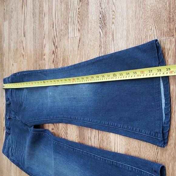 (28) BCBGMAXAZRIA Bella Bootcut Dark Wash Jeans Denim Contemporary Comfy - Picture 6 of 11